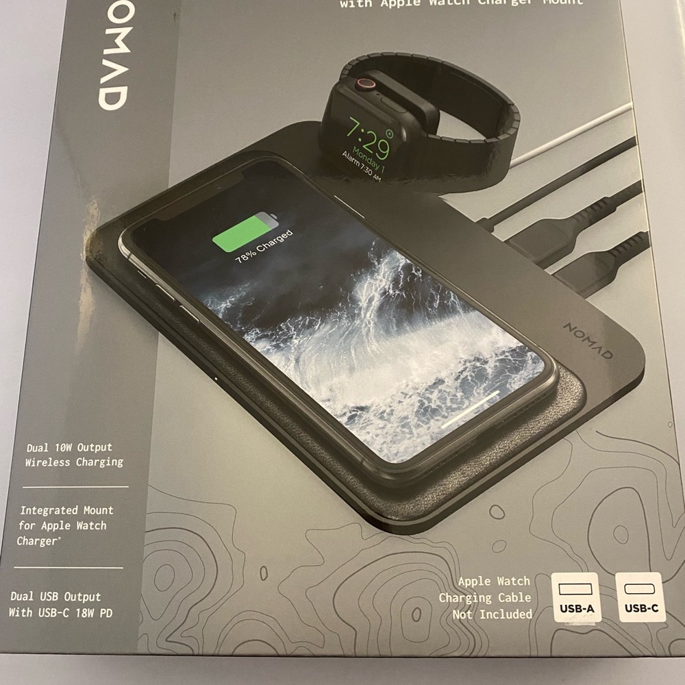 Nomad Base Station Hub with Apple Watch Charger Mount USB-C